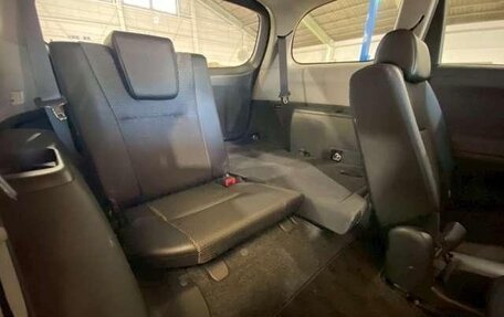 Toyota Wish II, 2017 год, 1 214 000 рублей, 13 фотография