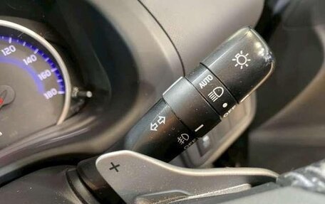 Toyota Wish II, 2017 год, 1 214 000 рублей, 26 фотография