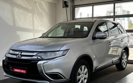 Mitsubishi Outlander III рестайлинг 3, 2017 год, 1 899 000 рублей, 1 фотография