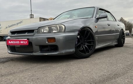 Nissan Skyline, 1998 год, 650 000 рублей, 10 фотография