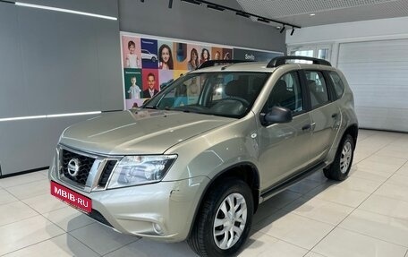 Nissan Terrano III, 2014 год, 949 000 рублей, 1 фотография