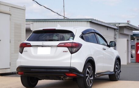 Honda Vezel, 2021 год, 1 300 000 рублей, 9 фотография