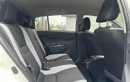 Toyota Yaris XP150 рестайлинг, 2022 год, 1 366 000 рублей, 12 фотография