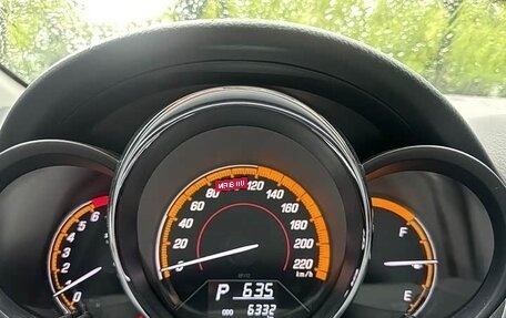 Toyota Yaris XP150 рестайлинг, 2022 год, 1 366 000 рублей, 11 фотография