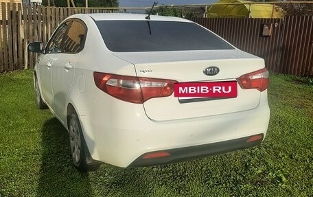 KIA Rio III рестайлинг, 2014 год, 800 000 рублей, 3 фотография