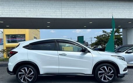 Honda Vezel, 2021 год, 1 295 000 рублей, 8 фотография