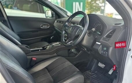 Honda Vezel, 2021 год, 1 295 000 рублей, 19 фотография