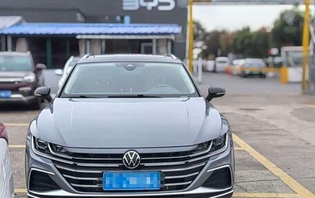 Volkswagen Arteon I, 2022 год, 2 200 000 рублей, 2 фотография