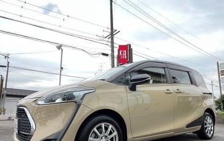 Toyota Sienta II, 2021 год, 1 012 000 рублей, 29 фотография