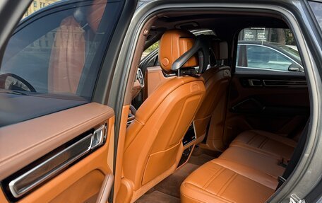 Porsche Cayenne III, 2022 год, 11 000 000 рублей, 17 фотография