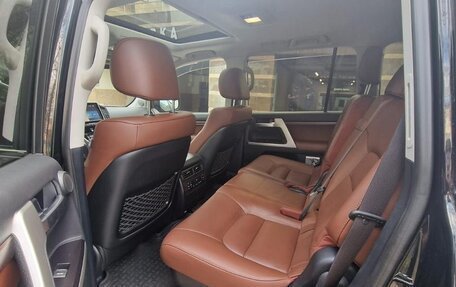 Toyota Land Cruiser 200, 2018 год, 8 200 000 рублей, 12 фотография