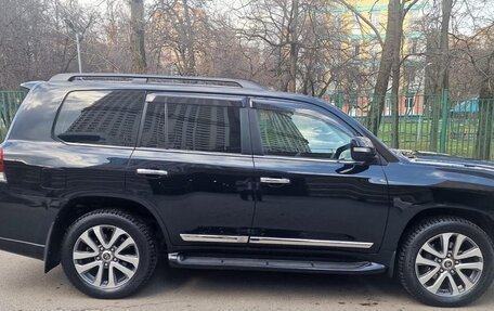 Toyota Land Cruiser 200, 2018 год, 8 200 000 рублей, 14 фотография