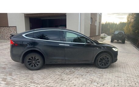 Tesla Model X I, 2018 год, 4 000 000 рублей, 3 фотография