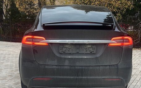 Tesla Model X I, 2018 год, 4 000 000 рублей, 2 фотография