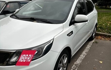 KIA Rio III рестайлинг, 2015 год, 1 100 000 рублей, 3 фотография