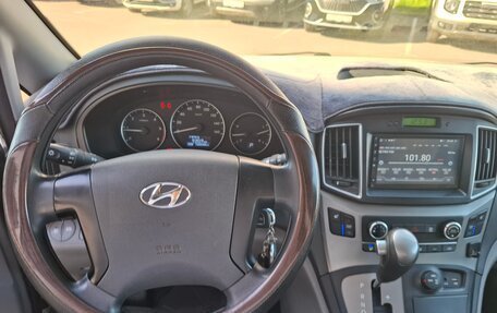 Hyundai Grand Starex Grand Starex I рестайлинг 2, 2017 год, 2 699 000 рублей, 6 фотография
