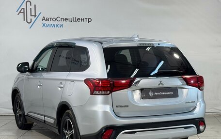 Mitsubishi Outlander III рестайлинг 3, 2019 год, 1 999 800 рублей, 14 фотография