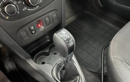 Renault Sandero II рестайлинг, 2019 год, 949 000 рублей, 15 фотография