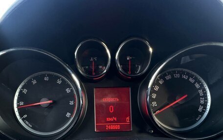 Opel Astra J, 2010 год, 430 000 рублей, 9 фотография