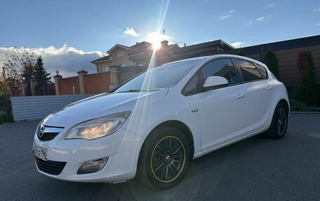 Opel Astra J, 2010 год, 430 000 рублей, 4 фотография