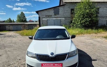 Skoda Rapid I, 2015 год, 650 000 рублей, 2 фотография