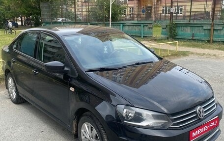 Volkswagen Polo VI (EU Market), 2015 год, 730 000 рублей, 1 фотография