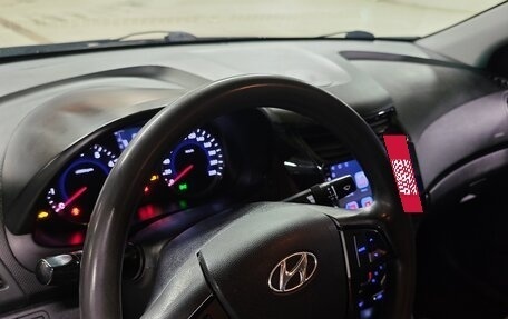 Hyundai Solaris II рестайлинг, 2013 год, 830 000 рублей, 9 фотография