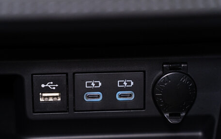 Toyota Highlander, 2025 год, 8 120 000 рублей, 30 фотография