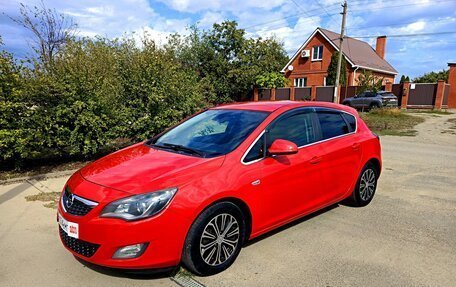 Opel Astra J, 2012 год, 755 000 рублей, 1 фотография