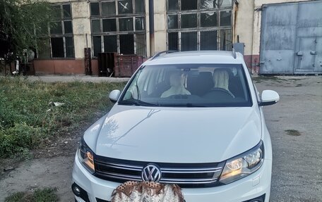 Volkswagen Tiguan I, 2015 год, 1 900 000 рублей, 2 фотография