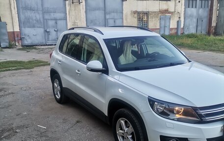 Volkswagen Tiguan I, 2015 год, 1 900 000 рублей, 4 фотография