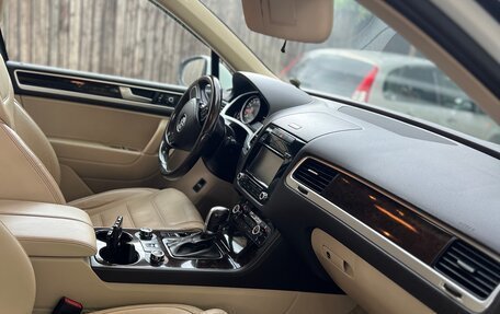 Volkswagen Touareg III, 2012 год, 1 750 000 рублей, 4 фотография