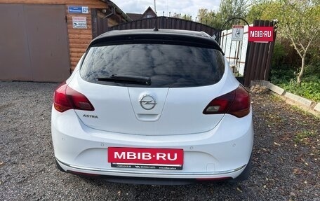Opel Astra J, 2013 год, 850 000 рублей, 3 фотография