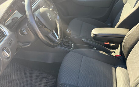 Skoda Rapid I, 2014 год, 850 000 рублей, 10 фотография