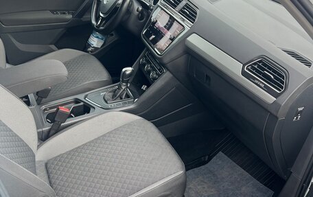 Volkswagen Tiguan II, 2019 год, 2 350 000 рублей, 8 фотография