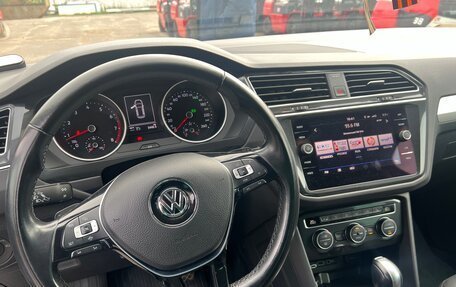 Volkswagen Tiguan II, 2019 год, 2 350 000 рублей, 10 фотография