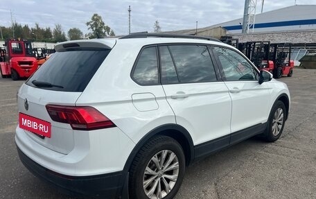 Volkswagen Tiguan II, 2019 год, 2 350 000 рублей, 5 фотография