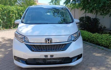 Honda Freed II, 2022 год, 1 750 000 рублей, 3 фотография