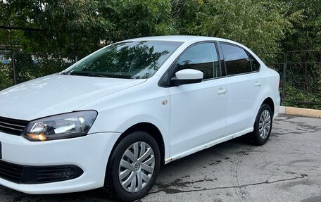 Volkswagen Polo VI (EU Market), 2014 год, 660 000 рублей, 2 фотография