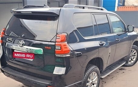 Toyota Land Cruiser Prado 150 рестайлинг 2, 2019 год, 7 000 000 рублей, 8 фотография