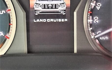 Toyota Land Cruiser Prado 150 рестайлинг 2, 2019 год, 7 000 000 рублей, 18 фотография