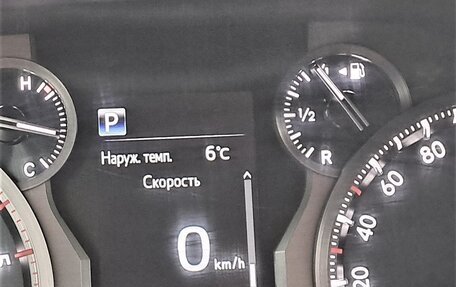 Toyota Land Cruiser Prado 150 рестайлинг 2, 2019 год, 7 000 000 рублей, 15 фотография