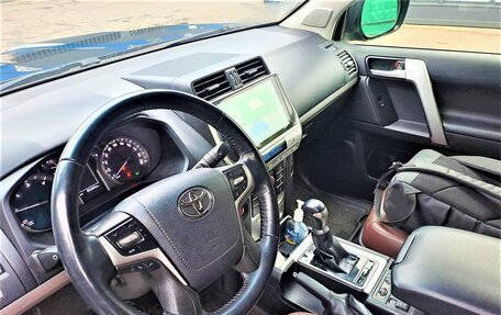 Toyota Land Cruiser Prado 150 рестайлинг 2, 2019 год, 7 000 000 рублей, 14 фотография