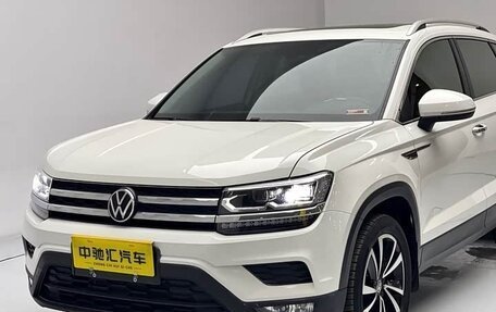 Volkswagen Tiguan II, 2021 год, 1 458 277 рублей, 21 фотография
