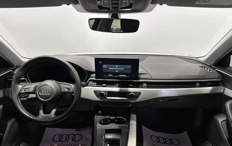 Audi A4, 2020 год, 2 700 000 рублей, 5 фотография