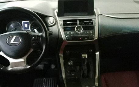 Lexus NX I, 2018 год, 2 370 000 рублей, 8 фотография