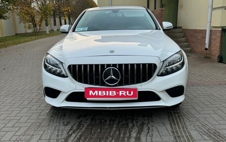 Mercedes-Benz C-Класс, 2018 год, 2 650 000 рублей, 1 фотография