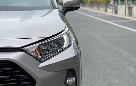 Toyota RAV4, 2021 год, 2 217 600 рублей, 6 фотография