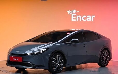 Toyota Prius IV XW50, 2024 год, 3 778 000 рублей, 1 фотография