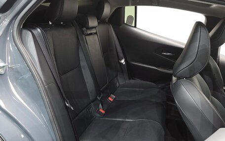 Toyota Prius IV XW50, 2024 год, 3 778 000 рублей, 16 фотография